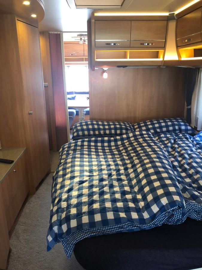 Zillerglueckhuette - 5 Sterne Camping Aufenfeld Aschau Im Zillertal ภายนอก รูปภาพ