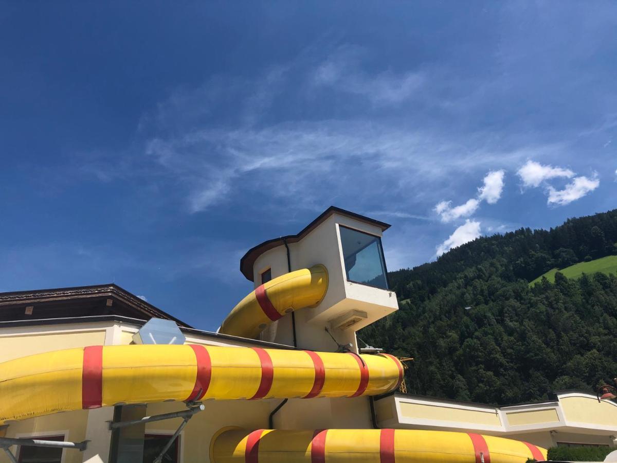 Zillerglueckhuette - 5 Sterne Camping Aufenfeld Aschau Im Zillertal ภายนอก รูปภาพ
