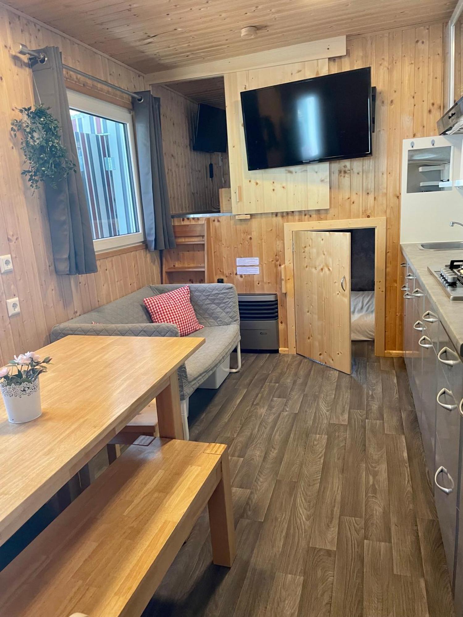 Zillerglueckhuette - 5 Sterne Camping Aufenfeld Aschau Im Zillertal ภายนอก รูปภาพ